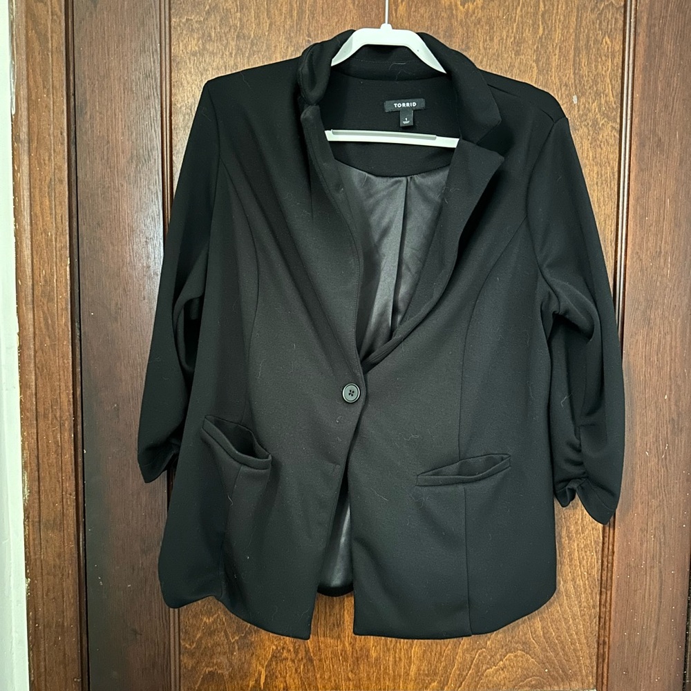 Torrid Studio Cupro Single Button Blazer Size 1x - image 2